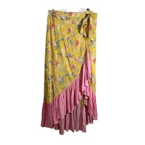 Solitaire- SZ Medium- Floral Yellow and Pink Wrap Skirt